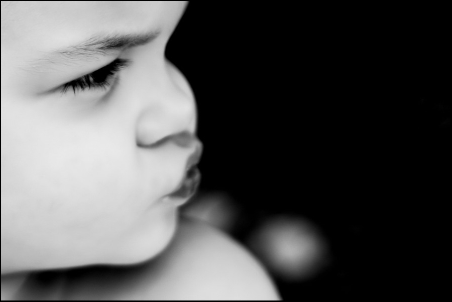 blow_a_kiss_baby_by_devilicious.jpg